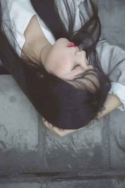  ASMR покалывание